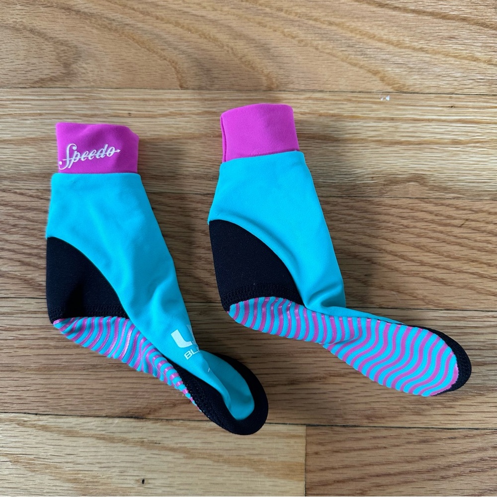 SPEEDO Girls UV50+ BLOCKTHBURN Beach Swim Socks Size S